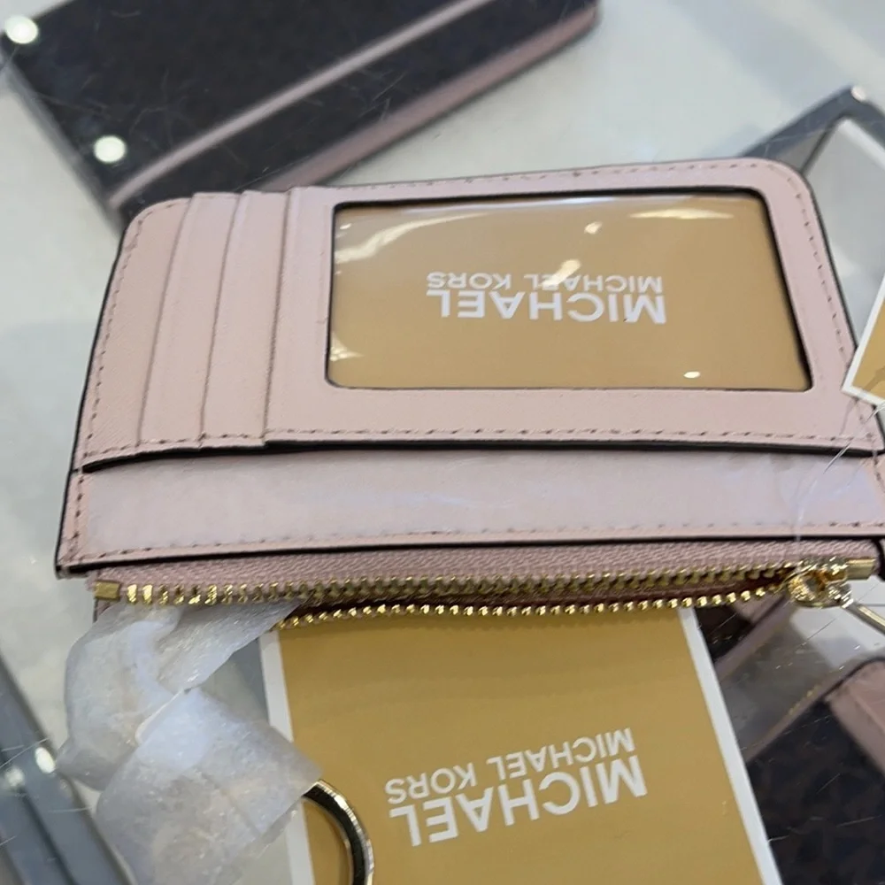 Michael Kors Jet Set Travel Small Leather Top Zip Coin Pouch With ID